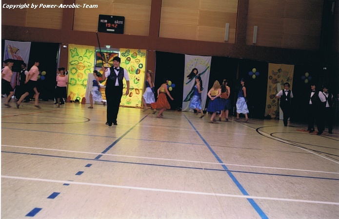 20110525_003_Tanzfestival L�bben.jpg