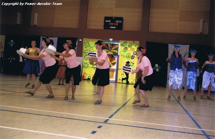 20110525_004_Tanzfestival L�bben.jpg